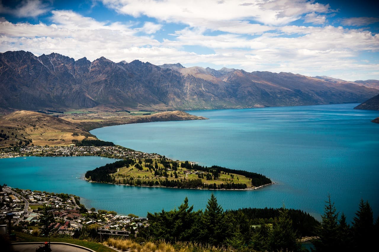 Organizzare un viaggio on the road in Nuova Zelanda è più semplice di quanto Si pensi. Ce lo racconta Claudia di Diario dal Mondo, che ha organizzato un bellissimo itinerario on the road con la sua famiglia.