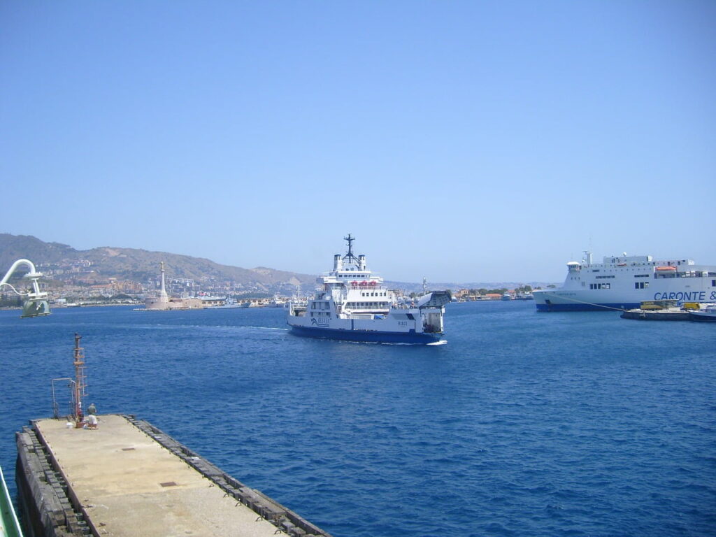 Come raggiungere la Sicilia con il traghetto