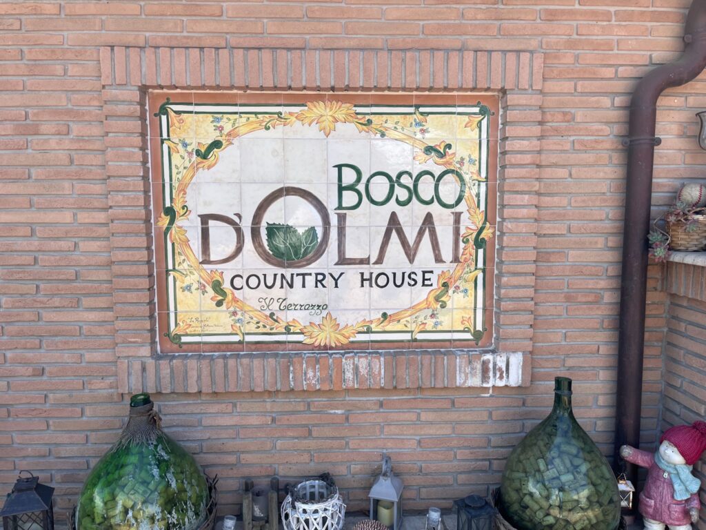 Bosco d’Olmi, Country House a Sant’Andrea del Garigliano Bosco d'Olmi, Country House a sant'Andrea del Garigliano
