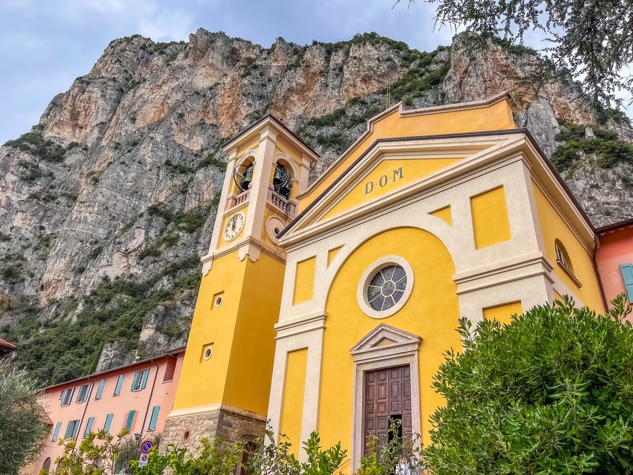Campione del Garda. Cosa fare e cosa vedere