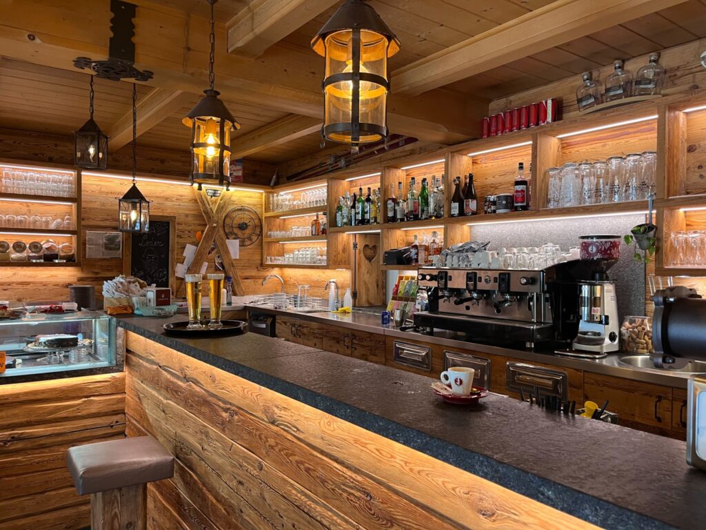 Dove mangiare sul Lago di Ledro. Sapori autentici al Rifugio Il Faggio Dove mangiare sul Lago di Ledro. Sapori autentici al Rifugio Il Faggio