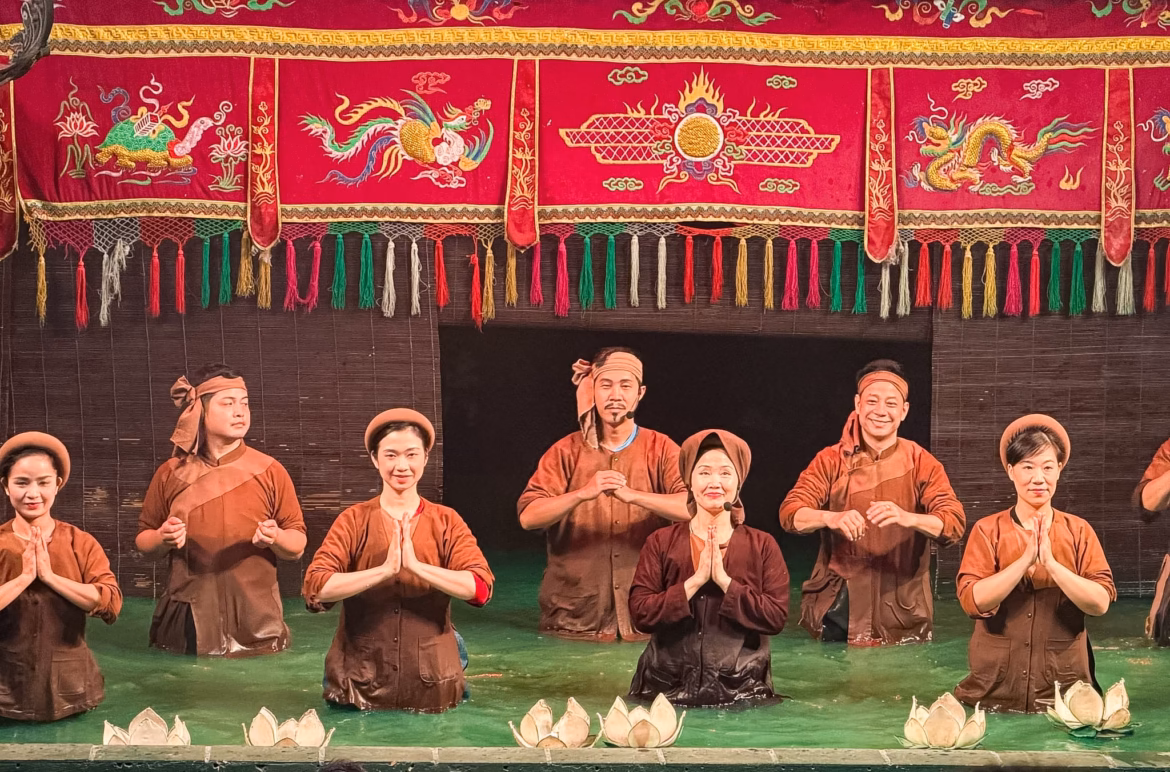Lo spettacolo delle Marionette sull'acqua di Hanoi