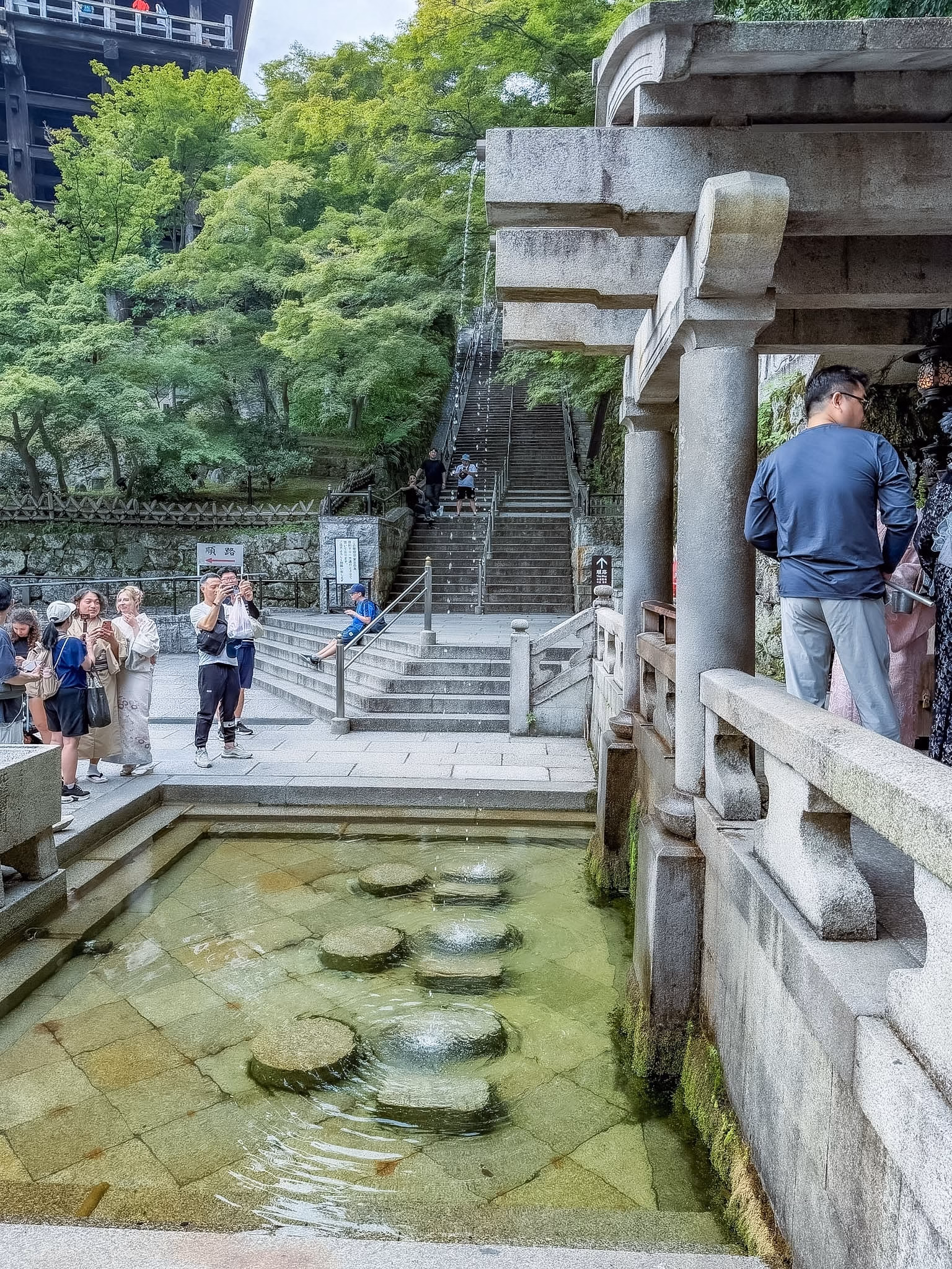 Il Tempio Kiyomizu-dera di Kyoto. Guida alla visita completa Il Tempio Kiyomizu-dera di Kyoto. Guida alla visita completa