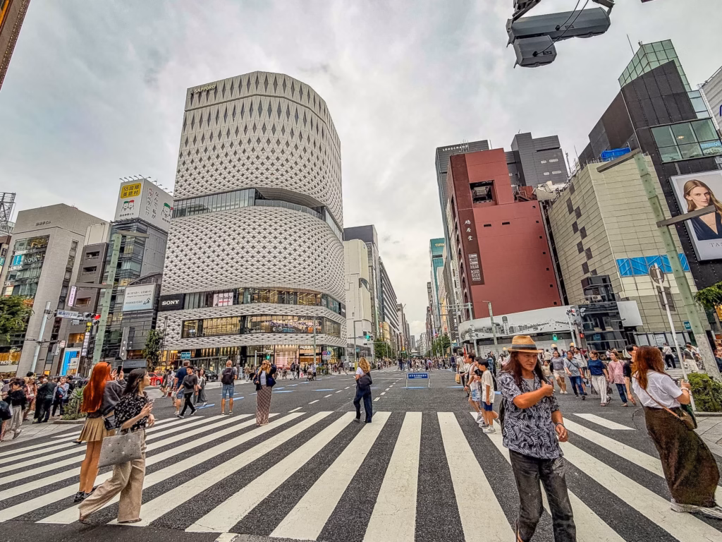 Ginza a Tokyo, cosa vedere nel quartiere dello shopping di lusso e della moda