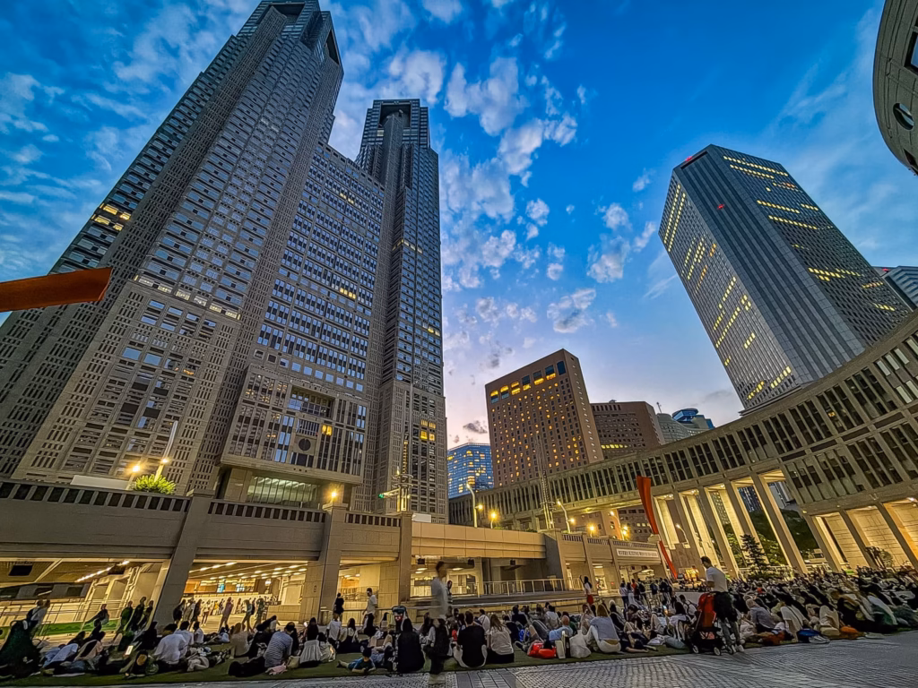 Shinjuku a Tokyo, cosa vedere e cosa fare nel quartiere più vivace della capitale giapponese Shinjuku a Tokyo, cosa vedere e cosa fare nel quartiere più vivace della capitale giapponese