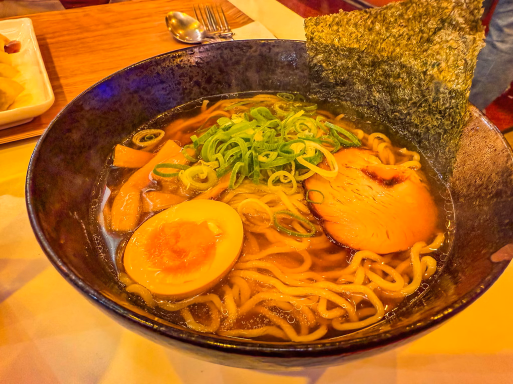 Shinjuku a Tokyo, cosa vedere e cosa fare nel quartiere più vivace della capitale giapponese Shinjuku a Tokyo, cosa vedere e cosa fare nel quartiere più vivace della capitale giapponese