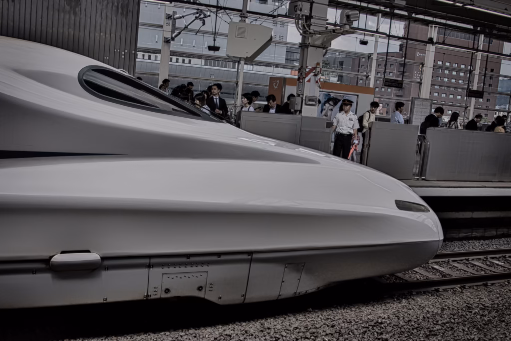 Shinkansen in Giappone, come funziona, quanto costa e come prendere il treno proiettile Shinkansen in Giappone, come funziona, quanto costa e come prendere il treno proiettile