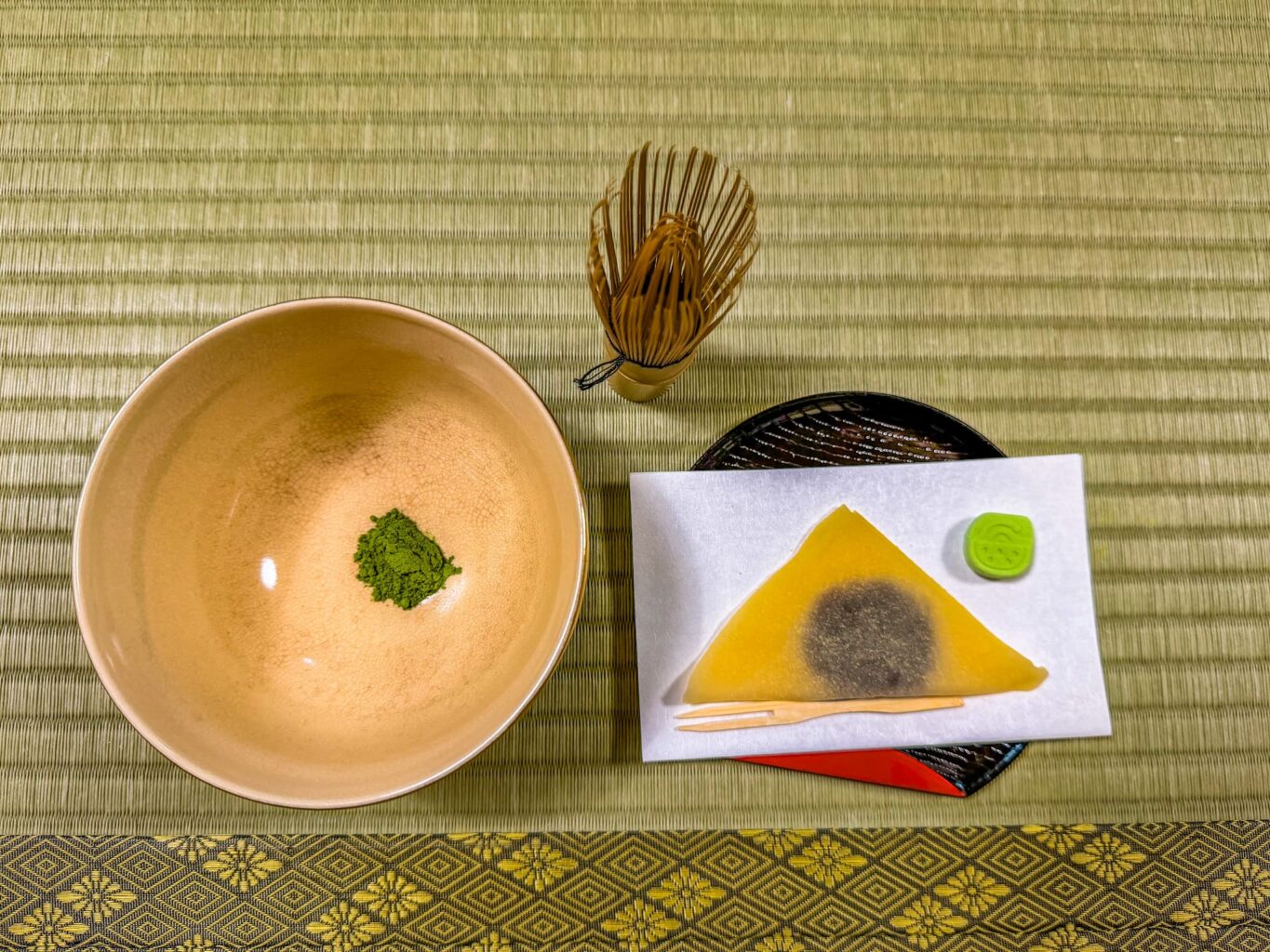 Cerimonia del t&egrave; a Tokyo. Kimono, matcha, costi e regole per vivere un'autentica esperienza giapponese